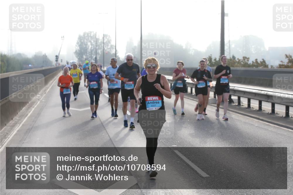 03.10.2026 - Köhlbrandbrückenlauf Jannik Wohlers http://msf.ph/oto/10708594 03.10.2026 09:29:49 Position 3 3337 meine-sportfotos.de