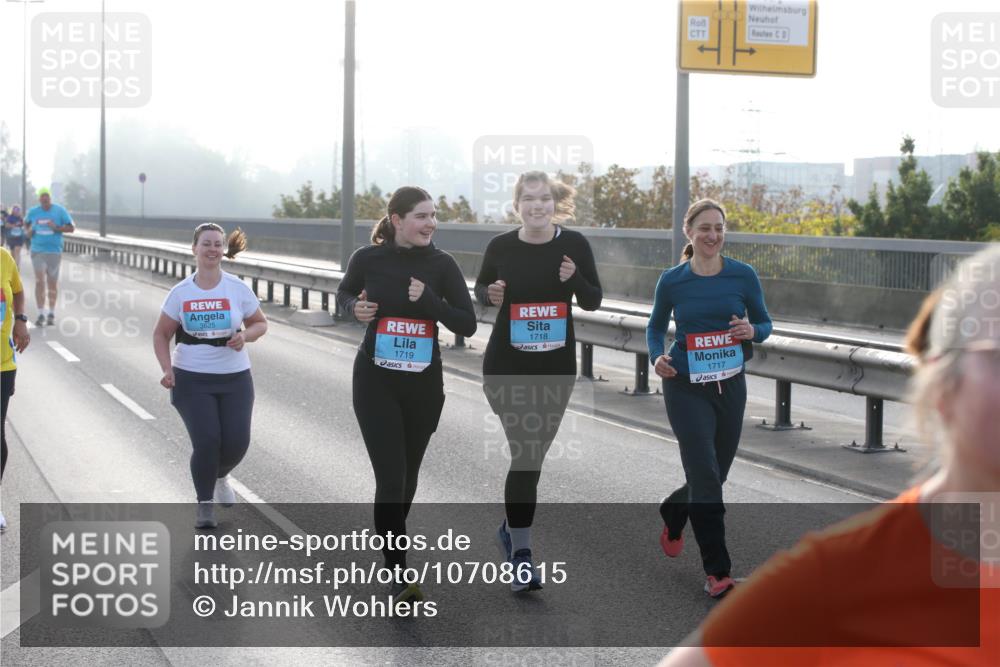 03.10.2026 - Köhlbrandbrückenlauf Jannik Wohlers http://msf.ph/oto/10708615 03.10.2026 09:29:58 Position 3 3625, 1719, 1718, 1717 meine-sportfotos.de