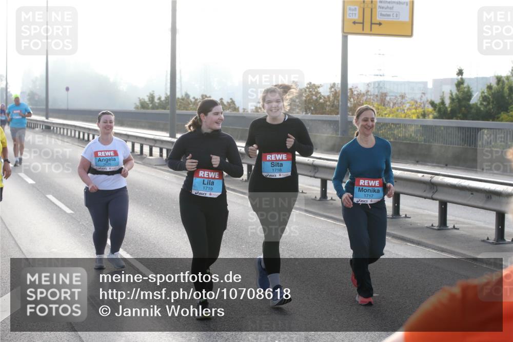 03.10.2026 - Köhlbrandbrückenlauf Jannik Wohlers http://msf.ph/oto/10708618 03.10.2026 09:29:58 Position 3 3625, 1719, 1718, 1717 meine-sportfotos.de