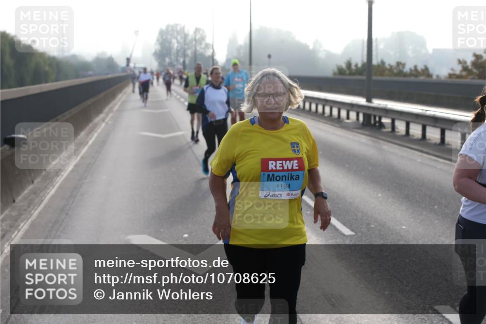 03.10.2026 - Köhlbrandbrückenlauf Jannik Wohlers http://msf.ph/oto/10708625 03.10.2026 09:30:01 Position 3 1194 meine-sportfotos.de