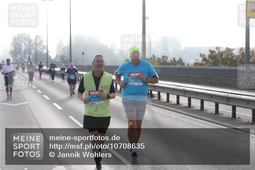 03.10.2026 - Köhlbrandbrückenlauf Jannik Wohlers http://msf.ph/oto/10708635 03.10.2026 09:30:07 Position 3 3678, 3661 meine-sportfotos.de