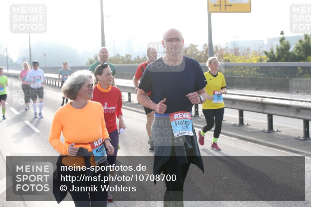 03.10.2026 - Köhlbrandbrückenlauf Jannik Wohlers http://msf.ph/oto/10708700 03.10.2026 09:30:47 Position 3 328, 3288 meine-sportfotos.de