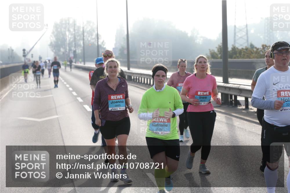 03.10.2026 - Köhlbrandbrückenlauf Jannik Wohlers http://msf.ph/oto/10708721 03.10.2026 09:30:52 Position 3 3665, 3252, 3610, 325 meine-sportfotos.de