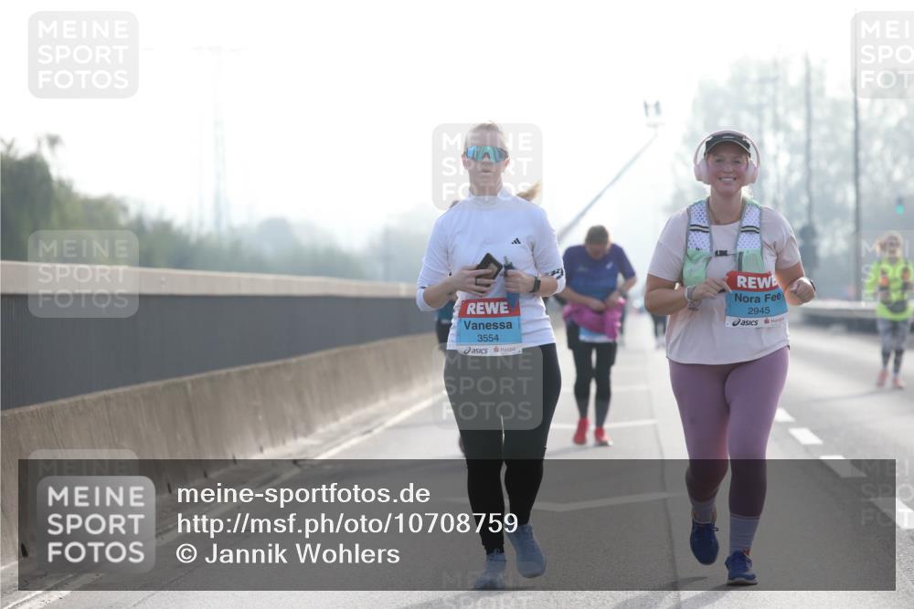 03.10.2026 - Köhlbrandbrückenlauf Jannik Wohlers http://msf.ph/oto/10708759 03.10.2026 09:31:23 Position 3 3554, 2945 meine-sportfotos.de