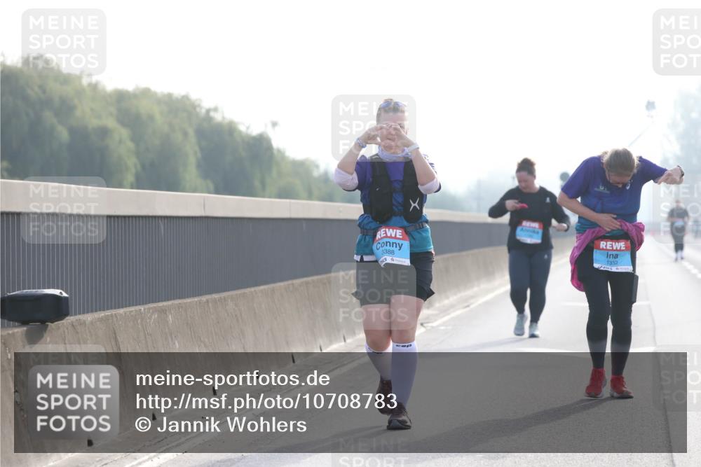 03.10.2026 - Köhlbrandbrückenlauf Jannik Wohlers http://msf.ph/oto/10708783 03.10.2026 09:31:32 Position 3 3388, 1332 meine-sportfotos.de