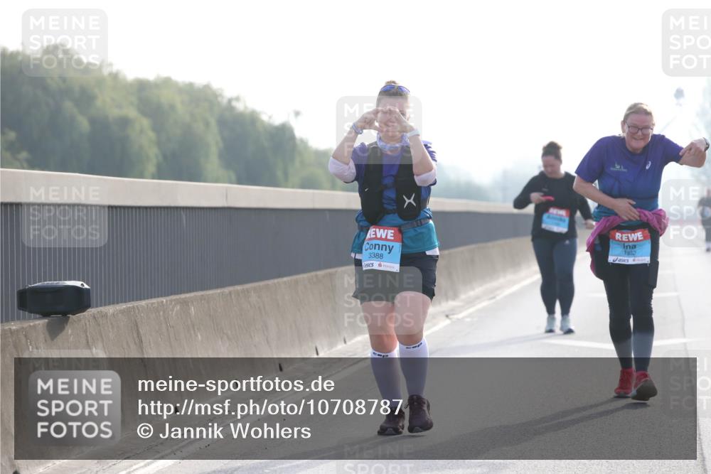 03.10.2026 - Köhlbrandbrückenlauf Jannik Wohlers http://msf.ph/oto/10708787 03.10.2026 09:31:32 Position 3 3388, 1332 meine-sportfotos.de