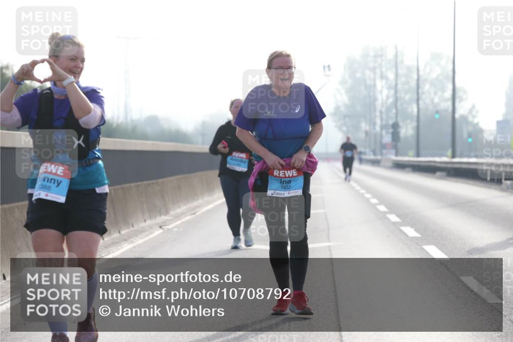 03.10.2026 - Köhlbrandbrückenlauf Jannik Wohlers http://msf.ph/oto/10708792 03.10.2026 09:31:34 Position 3 388, 1332 meine-sportfotos.de