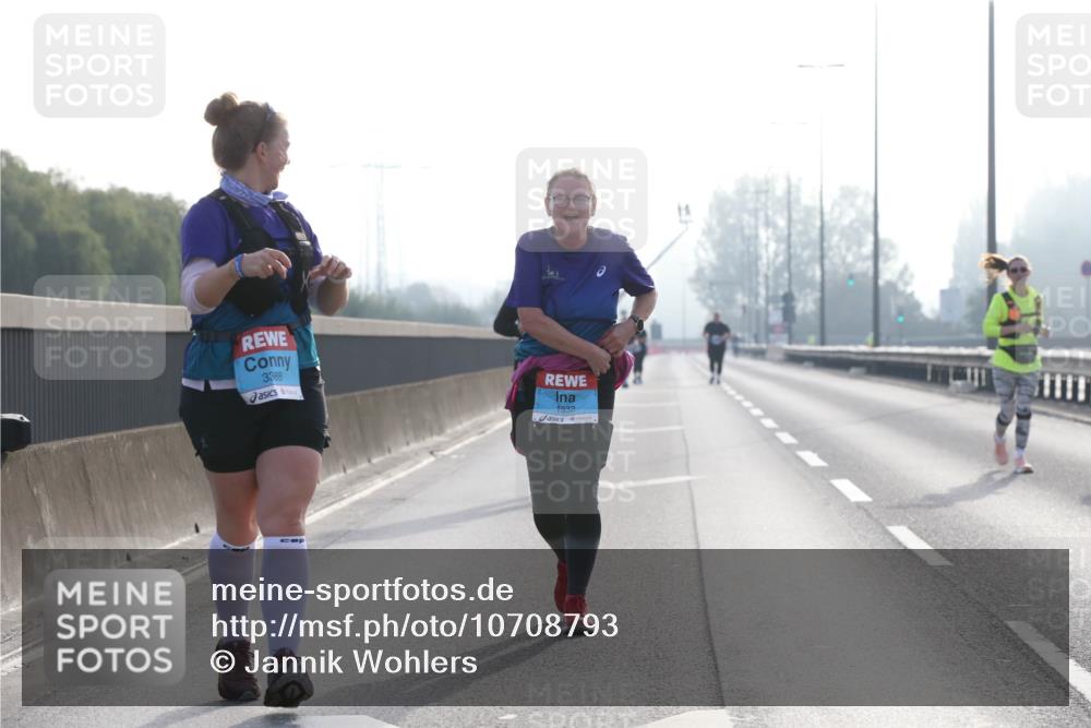 03.10.2026 - Köhlbrandbrückenlauf Jannik Wohlers http://msf.ph/oto/10708793 03.10.2026 09:31:35 Position 3 3388, 1332 meine-sportfotos.de