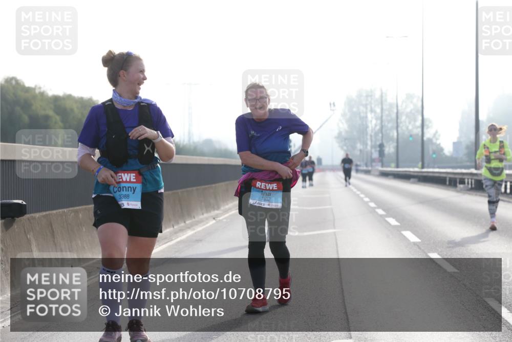 03.10.2026 - Köhlbrandbrückenlauf Jannik Wohlers http://msf.ph/oto/10708795 03.10.2026 09:31:35 Position 3 3388, 1332 meine-sportfotos.de