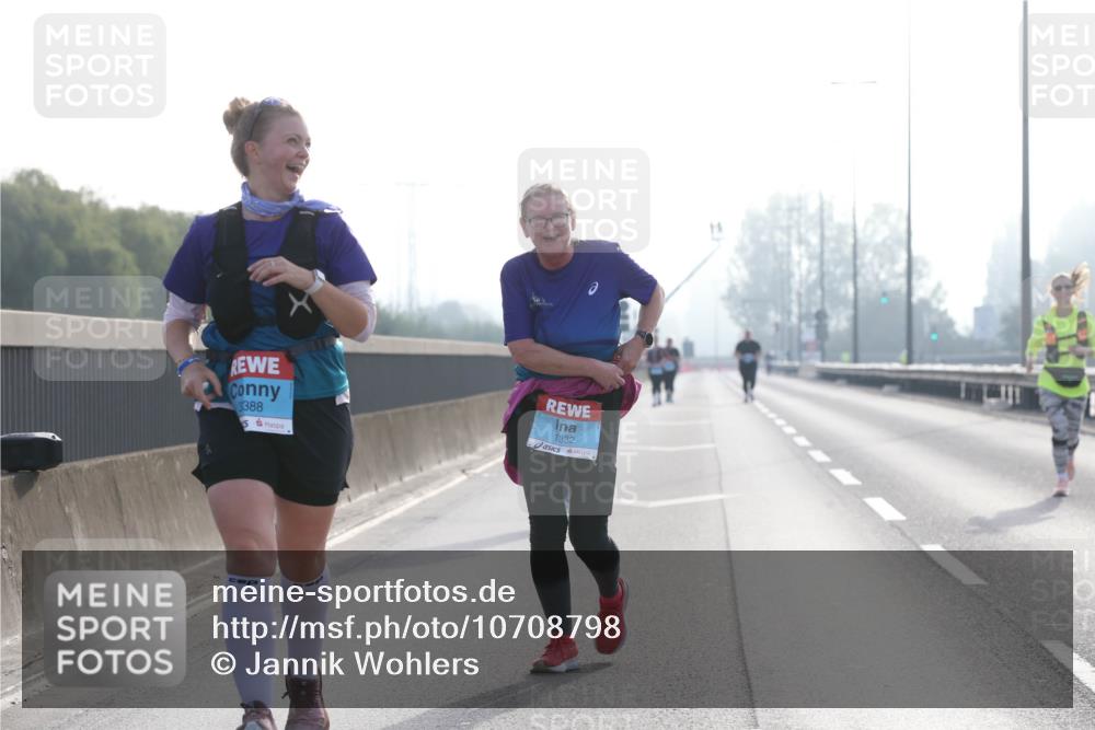 03.10.2026 - Köhlbrandbrückenlauf Jannik Wohlers http://msf.ph/oto/10708798 03.10.2026 09:31:35 Position 3 3388, 1332 meine-sportfotos.de
