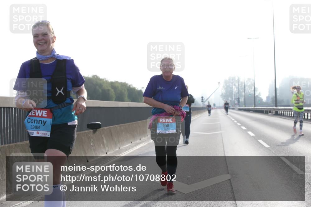 03.10.2026 - Köhlbrandbrückenlauf Jannik Wohlers http://msf.ph/oto/10708802 03.10.2026 09:31:37 Position 3 3388, 1332 meine-sportfotos.de