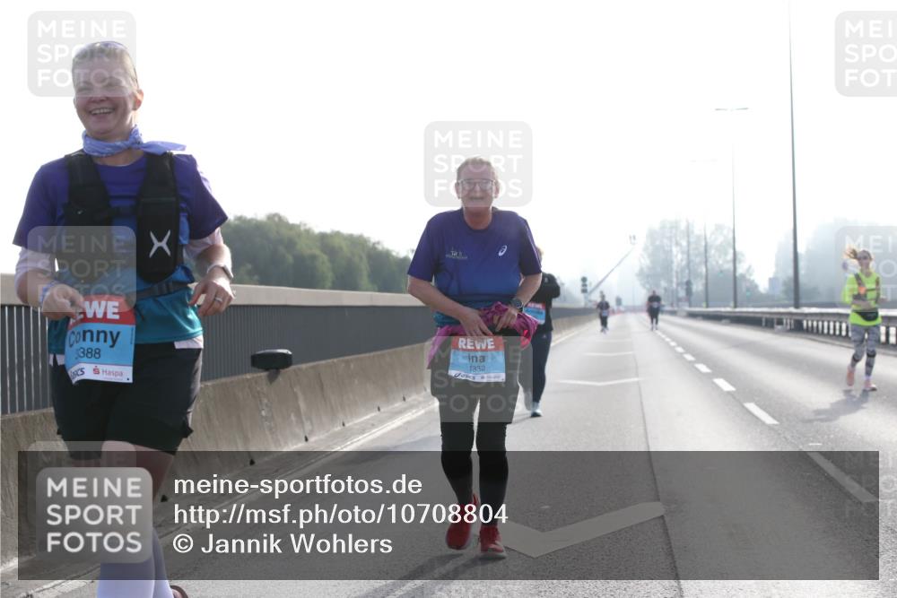 03.10.2026 - Köhlbrandbrückenlauf Jannik Wohlers http://msf.ph/oto/10708804 03.10.2026 09:31:37 Position 3 3388, 1332 meine-sportfotos.de