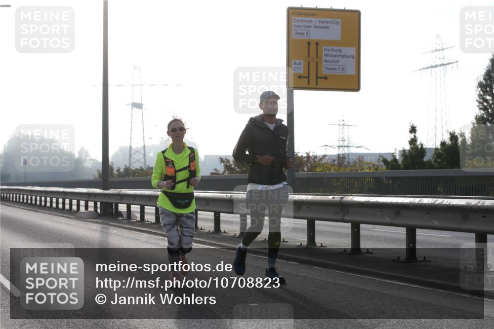 03.10.2026 - Köhlbrandbrückenlauf Jannik Wohlers http://msf.ph/oto/10708823 03.10.2026 09:31:42 Position 3  meine-sportfotos.de