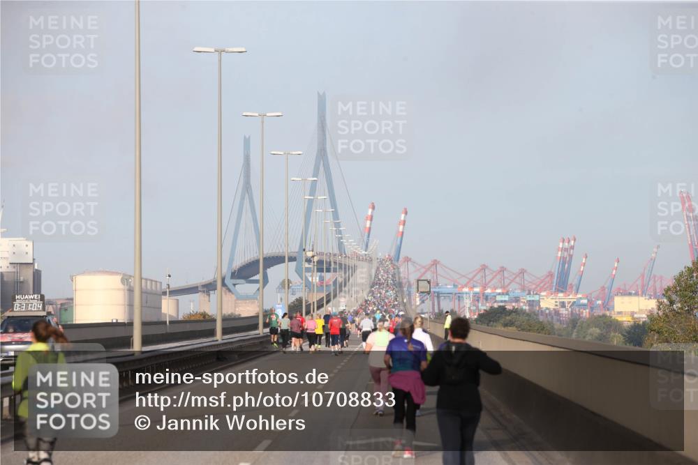 03.10.2026 - Köhlbrandbrückenlauf Jannik Wohlers http://msf.ph/oto/10708833 03.10.2026 09:31:58 Position 3 0, 38, 04 meine-sportfotos.de
