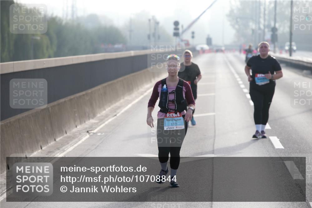 03.10.2026 - Köhlbrandbrückenlauf Jannik Wohlers http://msf.ph/oto/10708844 03.10.2026 09:32:02 Position 3 1975 meine-sportfotos.de