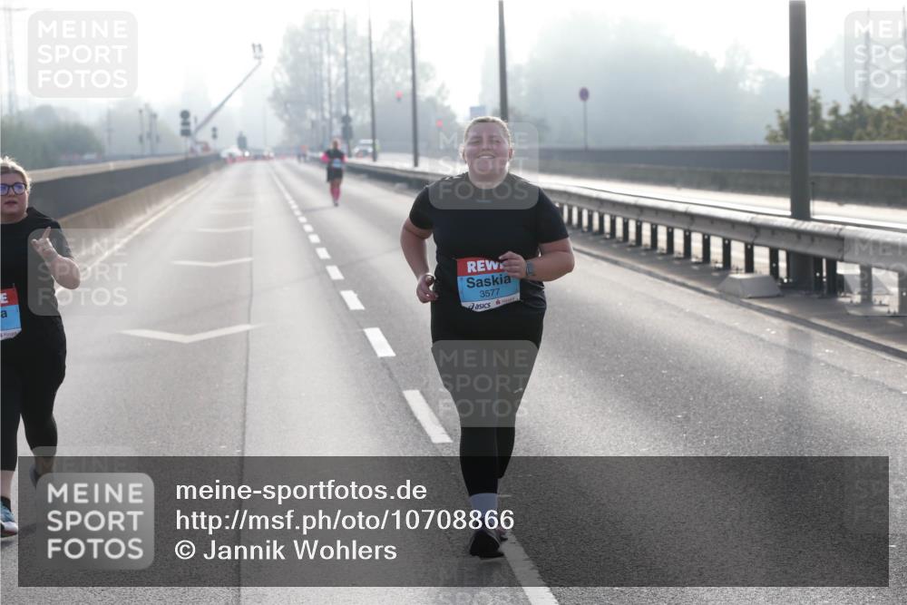 03.10.2026 - Köhlbrandbrückenlauf Jannik Wohlers http://msf.ph/oto/10708866 03.10.2026 09:32:12 Position 3 3577 meine-sportfotos.de