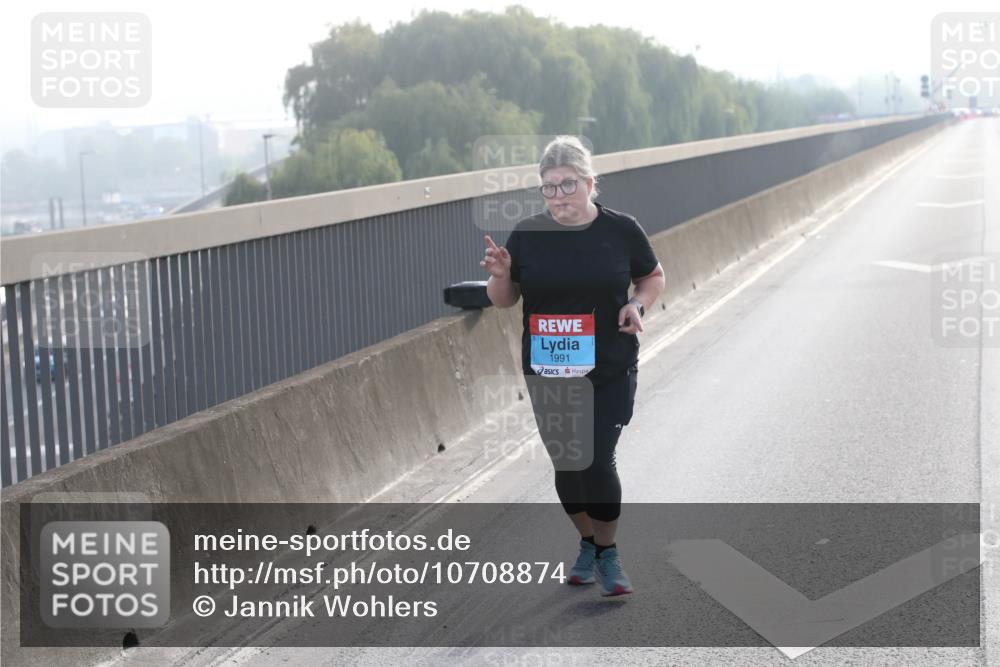 03.10.2026 - Köhlbrandbrückenlauf Jannik Wohlers http://msf.ph/oto/10708874 03.10.2026 09:32:14 Position 3 1991 meine-sportfotos.de