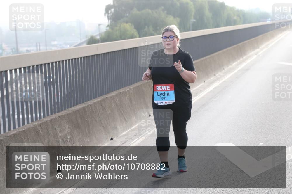 03.10.2026 - Köhlbrandbrückenlauf Jannik Wohlers http://msf.ph/oto/10708882 03.10.2026 09:32:14 Position 3 1991 meine-sportfotos.de