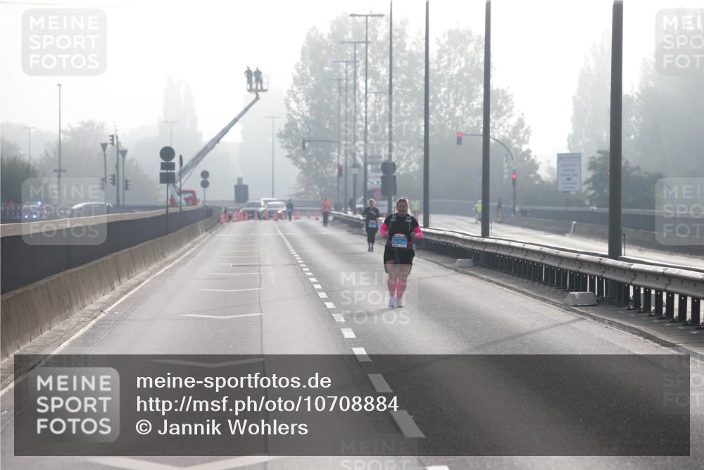 03.10.2026 - Köhlbrandbrückenlauf Jannik Wohlers http://msf.ph/oto/10708884 03.10.2026 09:32:17 Position 3  meine-sportfotos.de