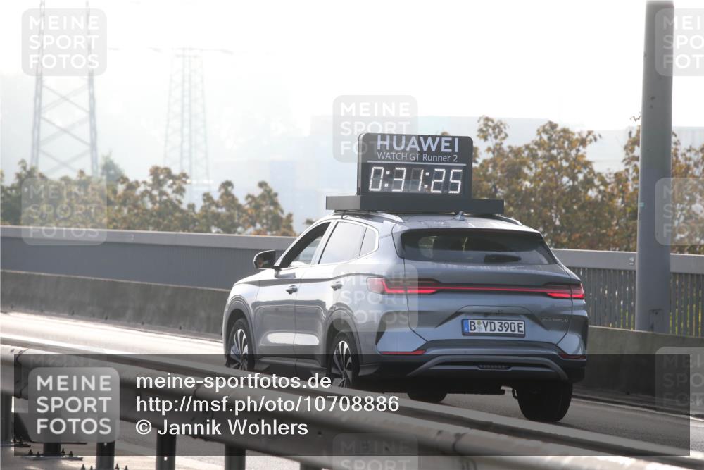 03.10.2026 - Köhlbrandbrückenlauf Jannik Wohlers http://msf.ph/oto/10708886 03.10.2026 09:32:19 Position 3 2, 0, 3, 1, 25, 390 meine-sportfotos.de