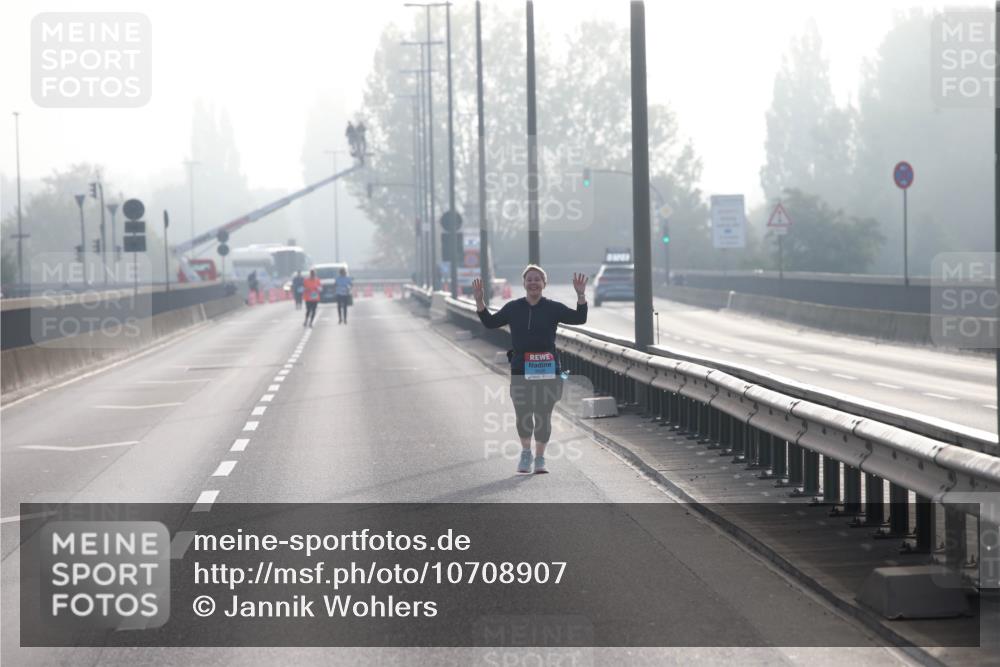 03.10.2026 - Köhlbrandbrückenlauf Jannik Wohlers http://msf.ph/oto/10708907 03.10.2026 09:32:57 Position 3  meine-sportfotos.de