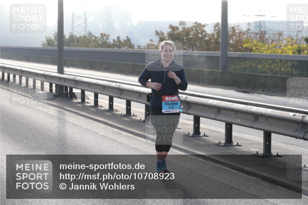 03.10.2026 - Köhlbrandbrückenlauf Jannik Wohlers http://msf.ph/oto/10708923 03.10.2026 09:33:12 Position 3 3430 meine-sportfotos.de