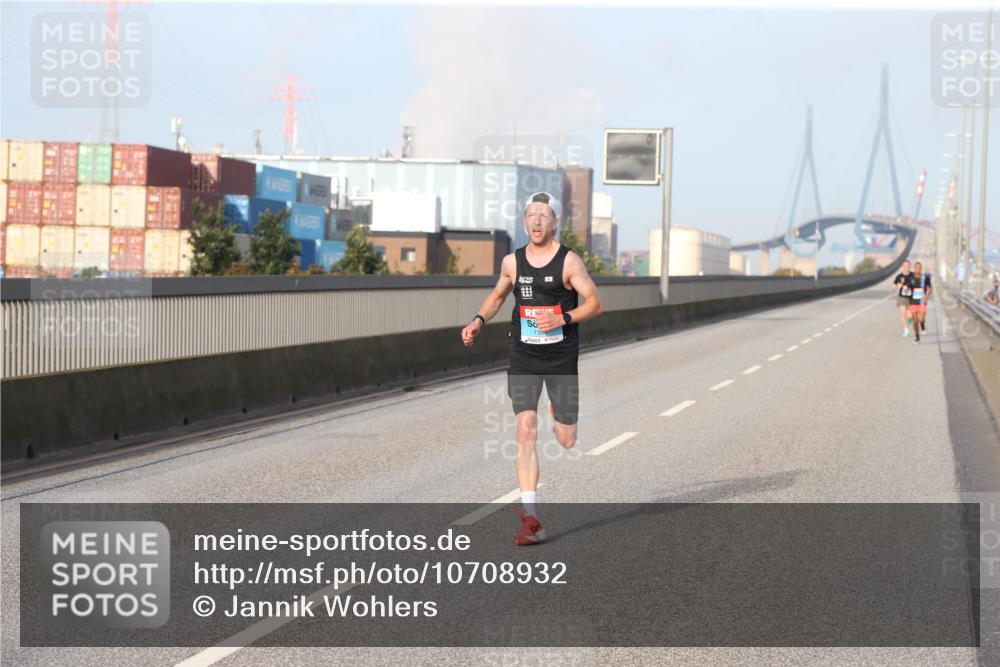 03.10.2026 - Köhlbrandbrückenlauf Jannik Wohlers http://msf.ph/oto/10708932 03.10.2026 09:34:02 Position 3  meine-sportfotos.de