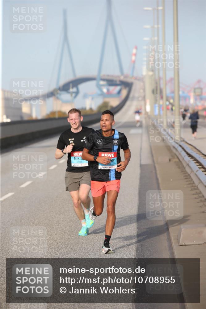 03.10.2026 - Köhlbrandbrückenlauf Jannik Wohlers http://msf.ph/oto/10708955 03.10.2026 09:34:11 Position 3 2008, 2106 meine-sportfotos.de
