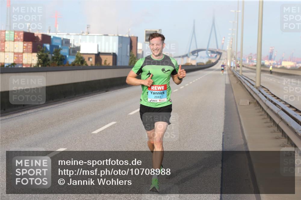 03.10.2026 - Köhlbrandbrückenlauf Jannik Wohlers http://msf.ph/oto/10708988 03.10.2026 09:34:55 Position 3 2043 meine-sportfotos.de