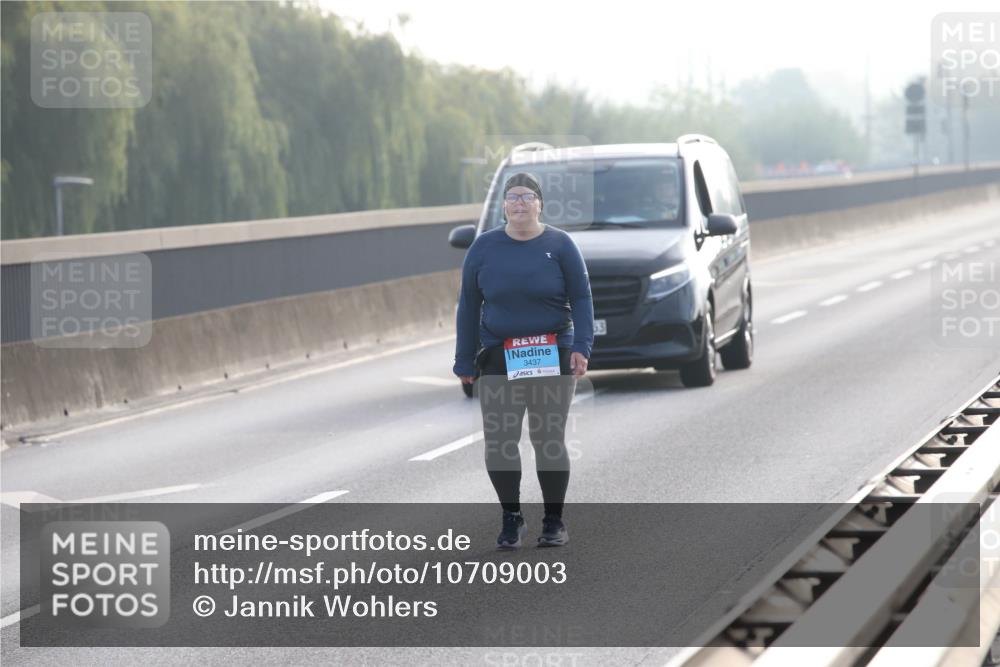 03.10.2026 - Köhlbrandbrückenlauf Jannik Wohlers http://msf.ph/oto/10709003 03.10.2026 09:35:07 Position 3 3437 meine-sportfotos.de
