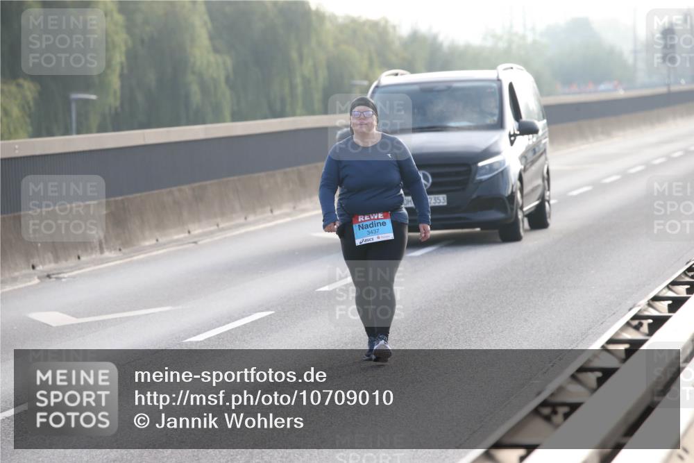 03.10.2026 - Köhlbrandbrückenlauf Jannik Wohlers http://msf.ph/oto/10709010 03.10.2026 09:35:08 Position 3 3437, 2353 meine-sportfotos.de
