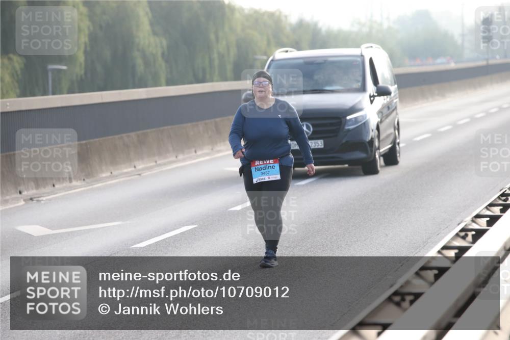 03.10.2026 - Köhlbrandbrückenlauf Jannik Wohlers http://msf.ph/oto/10709012 03.10.2026 09:35:08 Position 3  meine-sportfotos.de