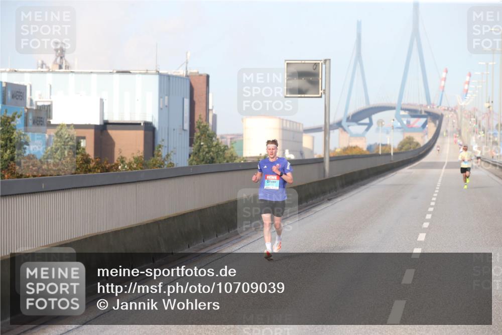 03.10.2026 - Köhlbrandbrückenlauf Jannik Wohlers http://msf.ph/oto/10709039 03.10.2026 09:36:56 Position 3  meine-sportfotos.de