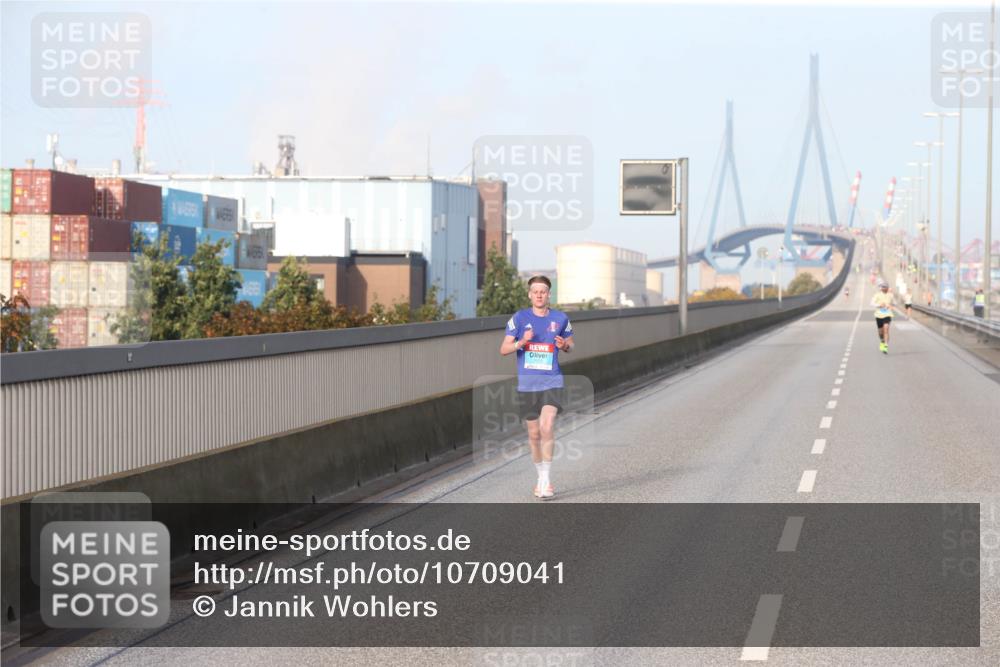 03.10.2026 - Köhlbrandbrückenlauf Jannik Wohlers http://msf.ph/oto/10709041 03.10.2026 09:36:57 Position 3  meine-sportfotos.de