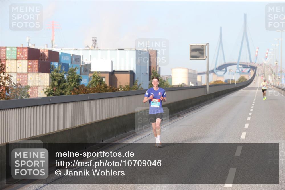 03.10.2026 - Köhlbrandbrückenlauf Jannik Wohlers http://msf.ph/oto/10709046 03.10.2026 09:36:58 Position 3  meine-sportfotos.de