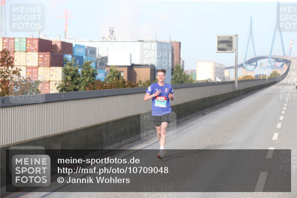 03.10.2026 - Köhlbrandbrückenlauf Jannik Wohlers http://msf.ph/oto/10709048 03.10.2026 09:36:59 Position 3 2172 meine-sportfotos.de
