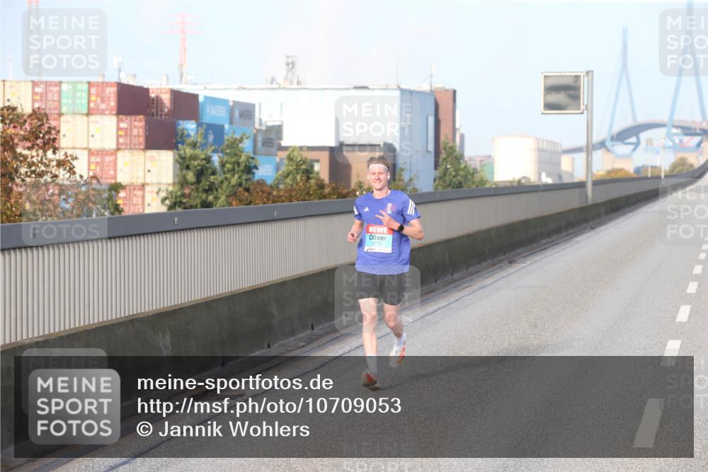 03.10.2026 - Köhlbrandbrückenlauf Jannik Wohlers http://msf.ph/oto/10709053 03.10.2026 09:36:59 Position 3 2172 meine-sportfotos.de
