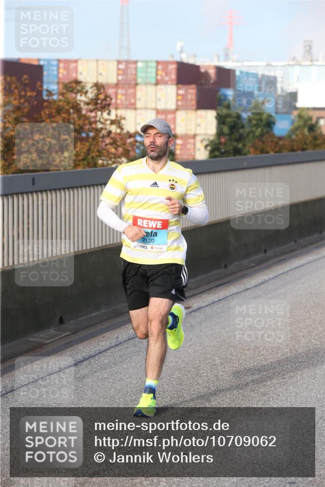 03.10.2026 - Köhlbrandbrückenlauf Jannik Wohlers http://msf.ph/oto/10709062 03.10.2026 09:37:13 Position 3 2120 meine-sportfotos.de