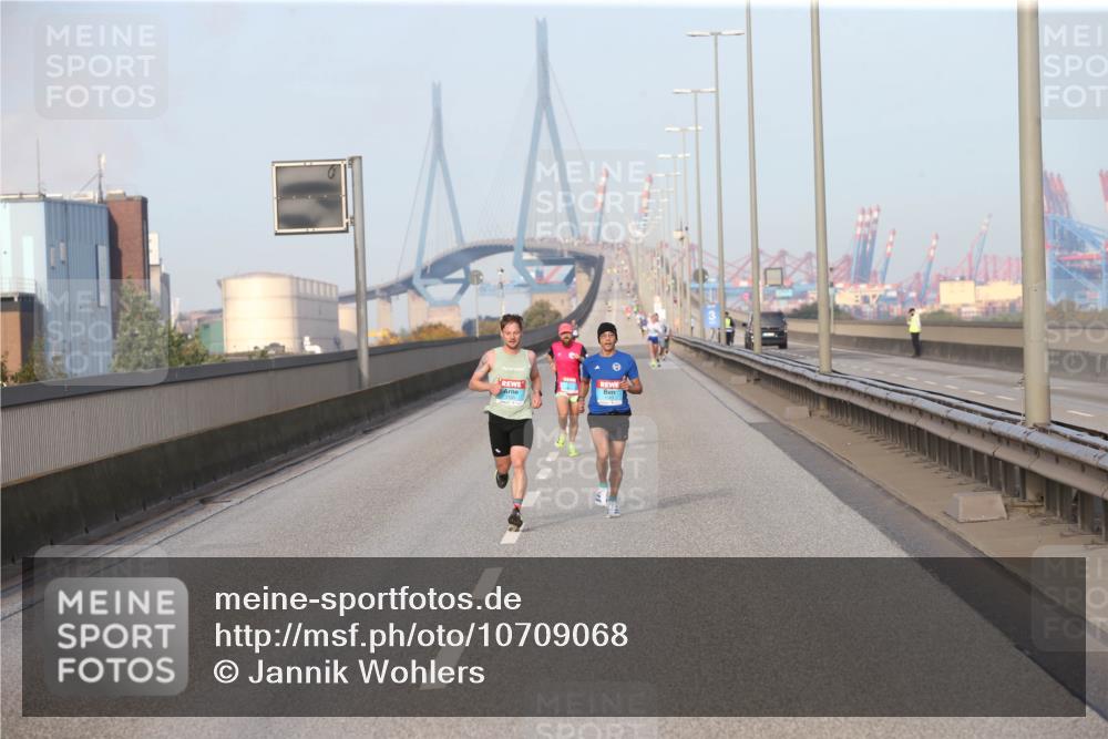 03.10.2026 - Köhlbrandbrückenlauf Jannik Wohlers http://msf.ph/oto/10709068 03.10.2026 09:37:30 Position 3  meine-sportfotos.de