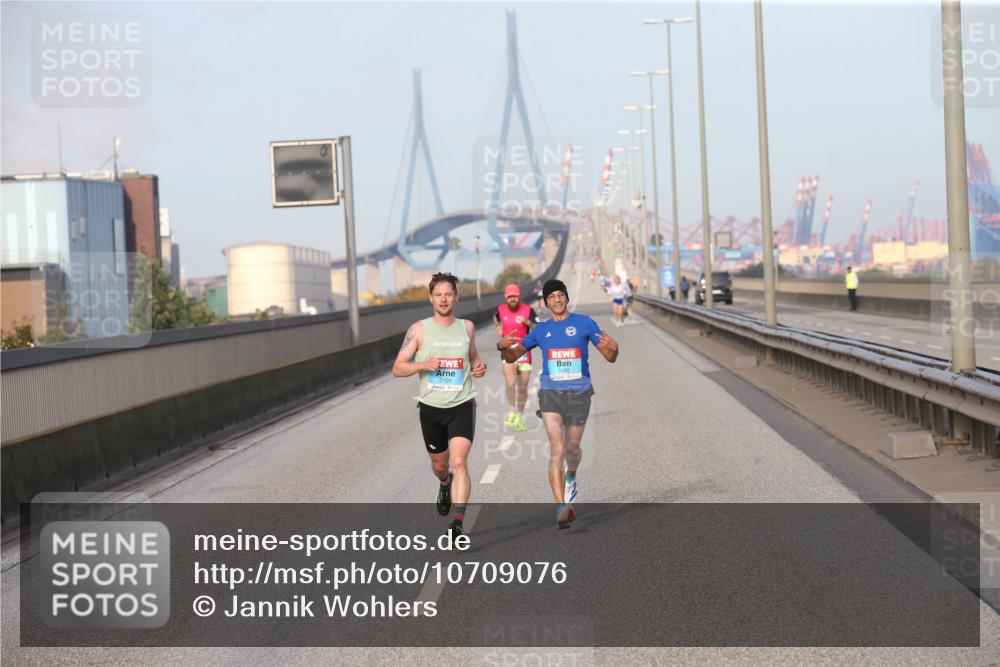03.10.2026 - Köhlbrandbrückenlauf Jannik Wohlers http://msf.ph/oto/10709076 03.10.2026 09:37:32 Position 3 2109, 1083 meine-sportfotos.de