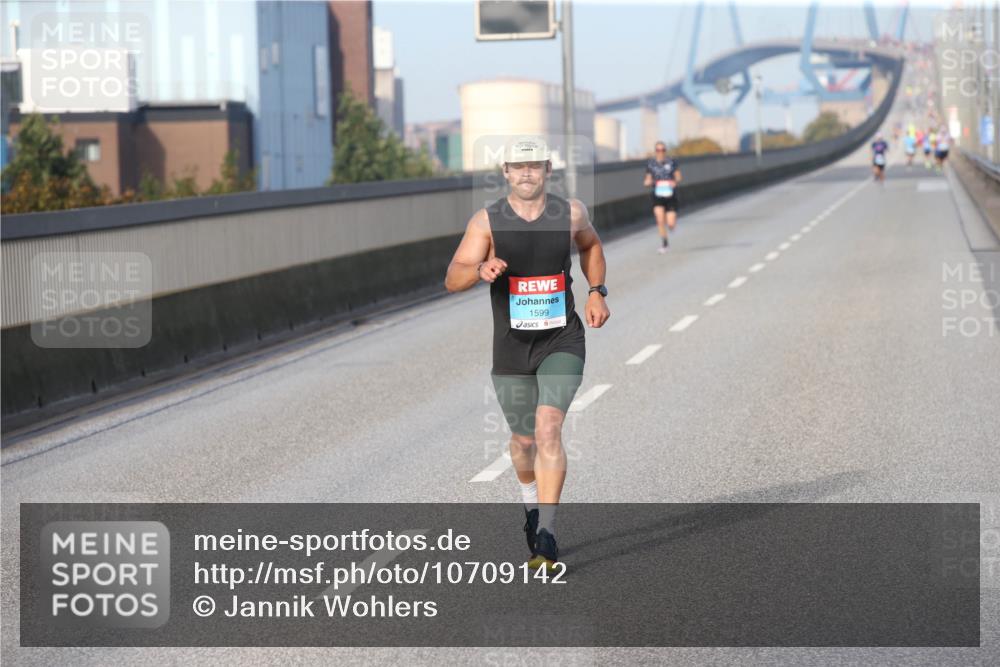 03.10.2026 - Köhlbrandbrückenlauf Jannik Wohlers http://msf.ph/oto/10709142 03.10.2026 09:38:03 Position 3 1599 meine-sportfotos.de