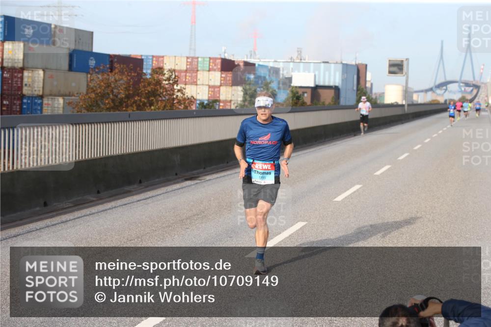 03.10.2026 - Köhlbrandbrückenlauf Jannik Wohlers http://msf.ph/oto/10709149 03.10.2026 09:38:34 Position 3 1395 meine-sportfotos.de