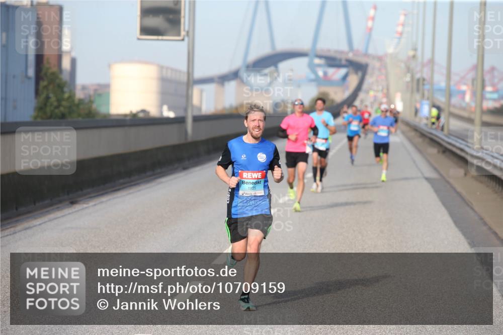 03.10.2026 - Köhlbrandbrückenlauf Jannik Wohlers http://msf.ph/oto/10709159 03.10.2026 09:38:44 Position 3 1825 meine-sportfotos.de