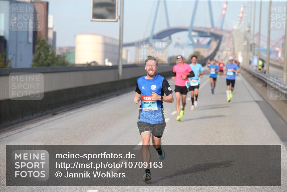 03.10.2026 - Köhlbrandbrückenlauf Jannik Wohlers http://msf.ph/oto/10709163 03.10.2026 09:38:44 Position 3 1825 meine-sportfotos.de