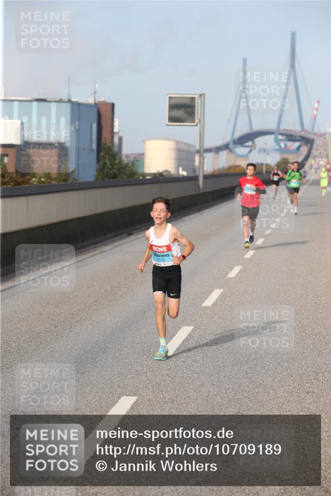 03.10.2026 - Köhlbrandbrückenlauf Jannik Wohlers http://msf.ph/oto/10709189 03.10.2026 09:39:07 Position 3 2170 meine-sportfotos.de