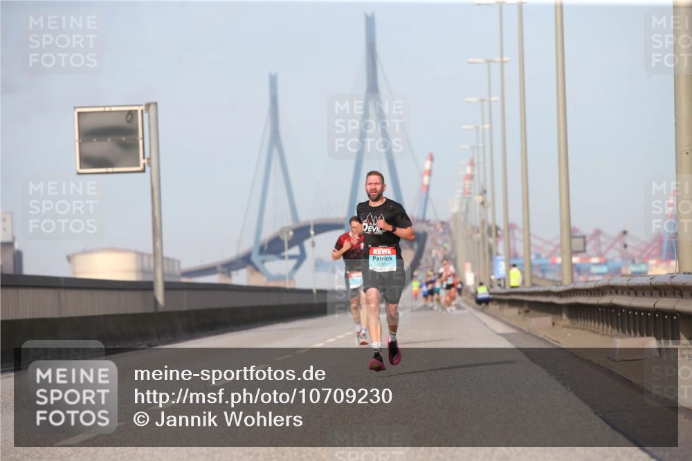 03.10.2026 - Köhlbrandbrückenlauf Jannik Wohlers http://msf.ph/oto/10709230 03.10.2026 09:39:55 Position 3 1091 meine-sportfotos.de