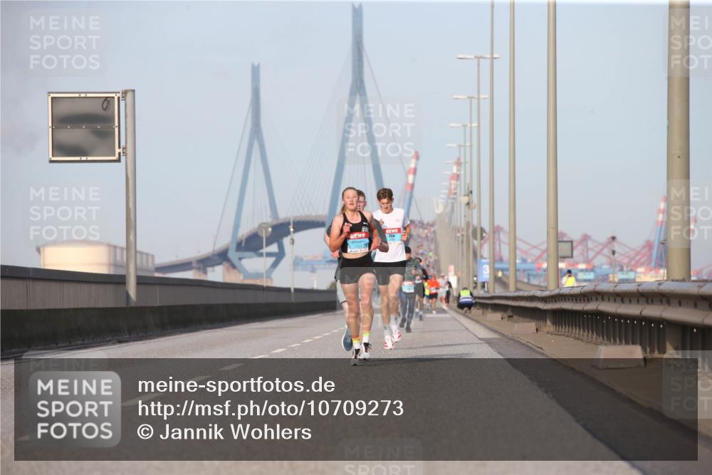 03.10.2026 - Köhlbrandbrückenlauf Jannik Wohlers http://msf.ph/oto/10709273 03.10.2026 09:40:17 Position 3  meine-sportfotos.de