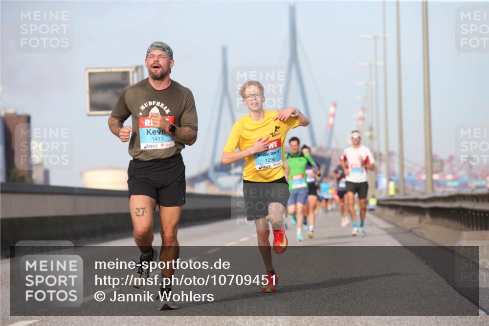 03.10.2026 - Köhlbrandbrückenlauf Jannik Wohlers http://msf.ph/oto/10709451 03.10.2026 09:41:18 Position 3 27, 1413, 1296 meine-sportfotos.de