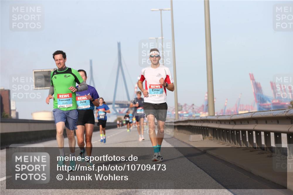 03.10.2026 - Köhlbrandbrückenlauf Jannik Wohlers http://msf.ph/oto/10709473 03.10.2026 09:41:25 Position 3 2045, 1357, 2125 meine-sportfotos.de