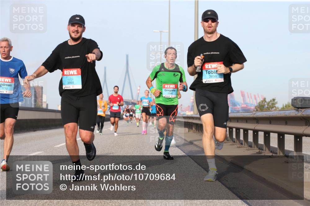 03.10.2026 - Köhlbrandbrückenlauf Jannik Wohlers http://msf.ph/oto/10709684 03.10.2026 09:42:27 Position 3 1712, 3864, 2046, 2656 meine-sportfotos.de